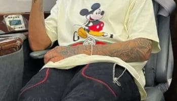 cropped-neymar-no-aviao-dele.jpg