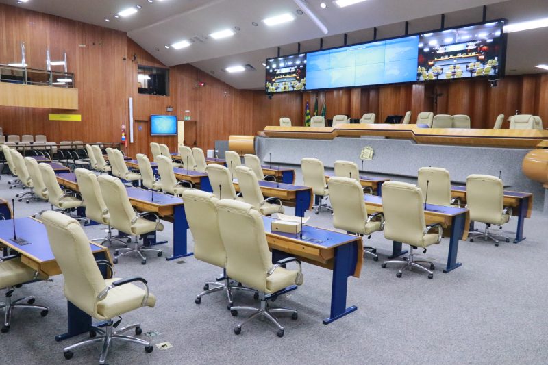 Audiência pública debate situação da educação municipal em Goiânia