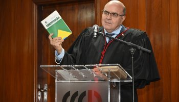 “O Ministério Público desempenha a defesa do direito fundamental e na busca incessante pela justiça”, diz presidente da AGMP