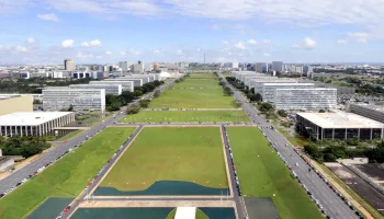 Governo edita MP sobre salários, carreiras e cargos dos servidores federais