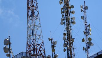 Estado lança programa Goiás +Digital para ampliar acesso à internet