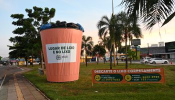 Sandro Mabel lança campanha para conscientizar sobre o descarte correto de lixo