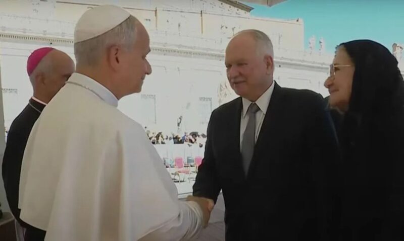 Antes de assumir presidência do STF, Fachin visita papa Leão XIV