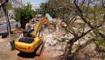 Mais de 30 mocós são demolidos em Goiânia em 2025